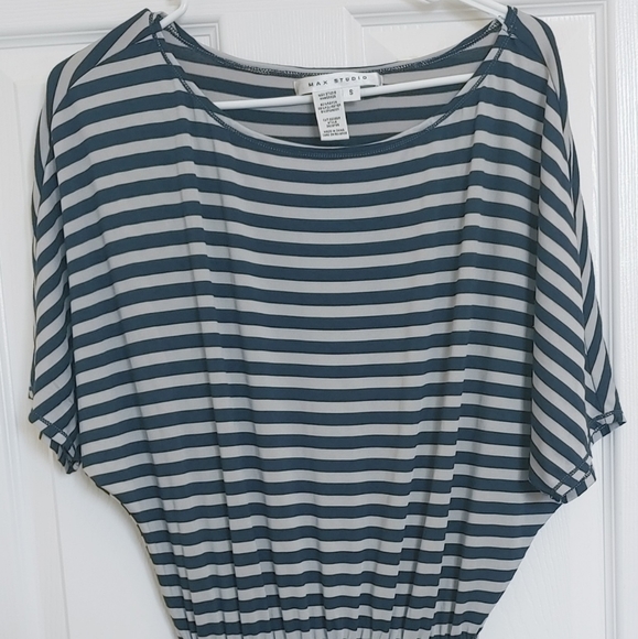 Max Studio Size S - Picture 8 of 16